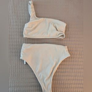Vitamin A Ecotex Isla top & matching Ecotex barcelona bottom cheeky M white